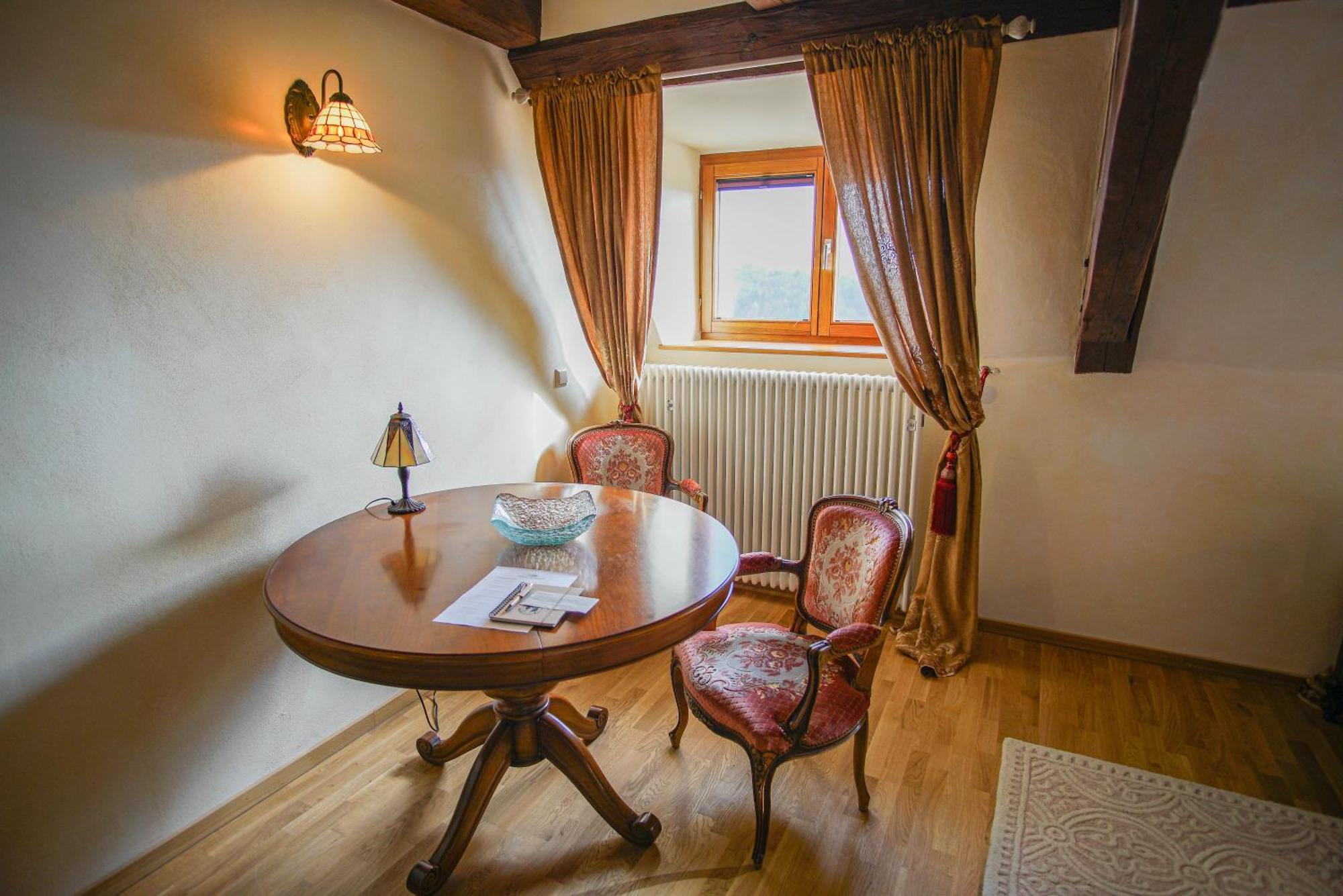 Hotel & Tagungszentrum Schloss Hohenfels Hohenfels  Экстерьер фото