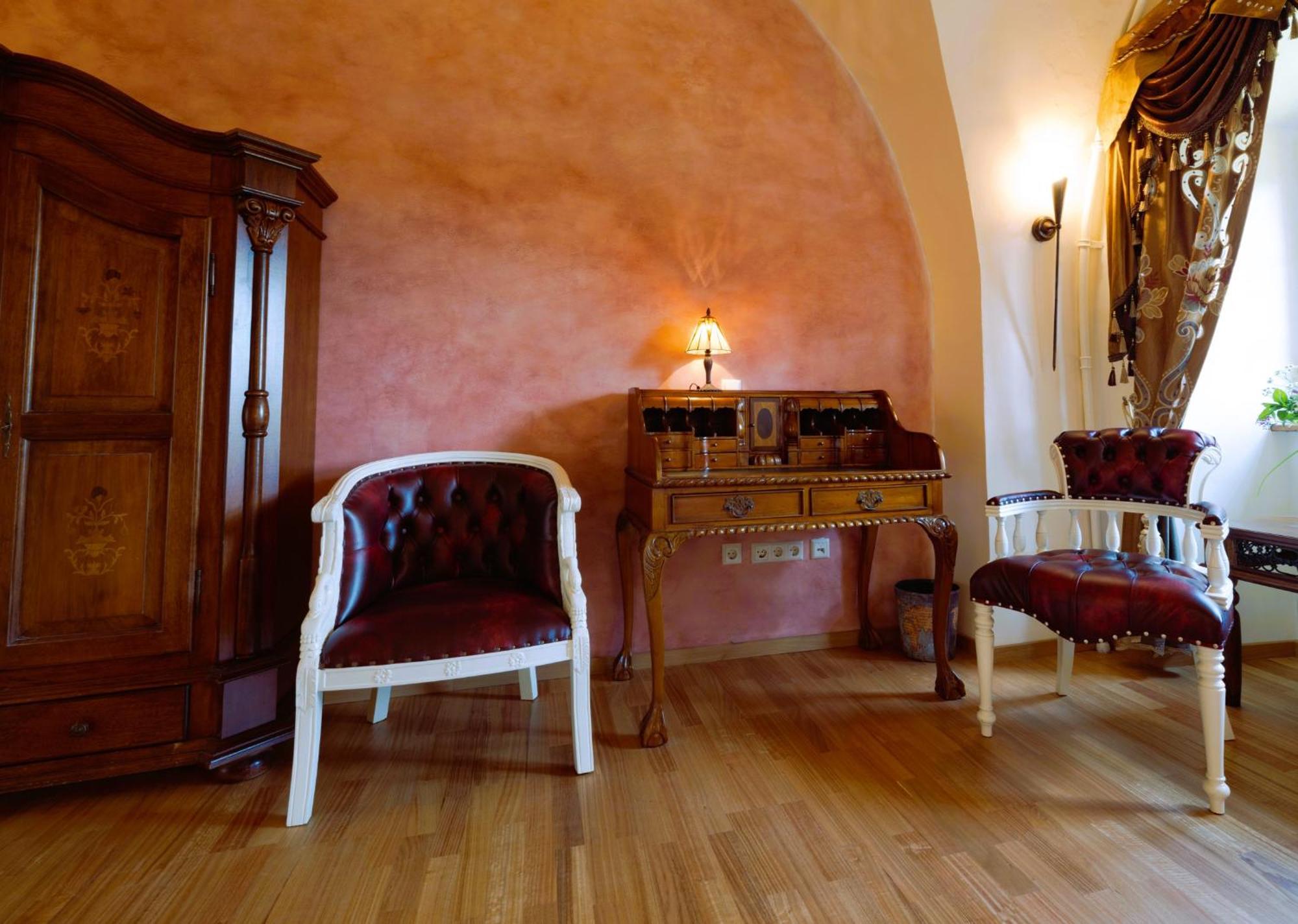 Hotel & Tagungszentrum Schloss Hohenfels Hohenfels  Экстерьер фото